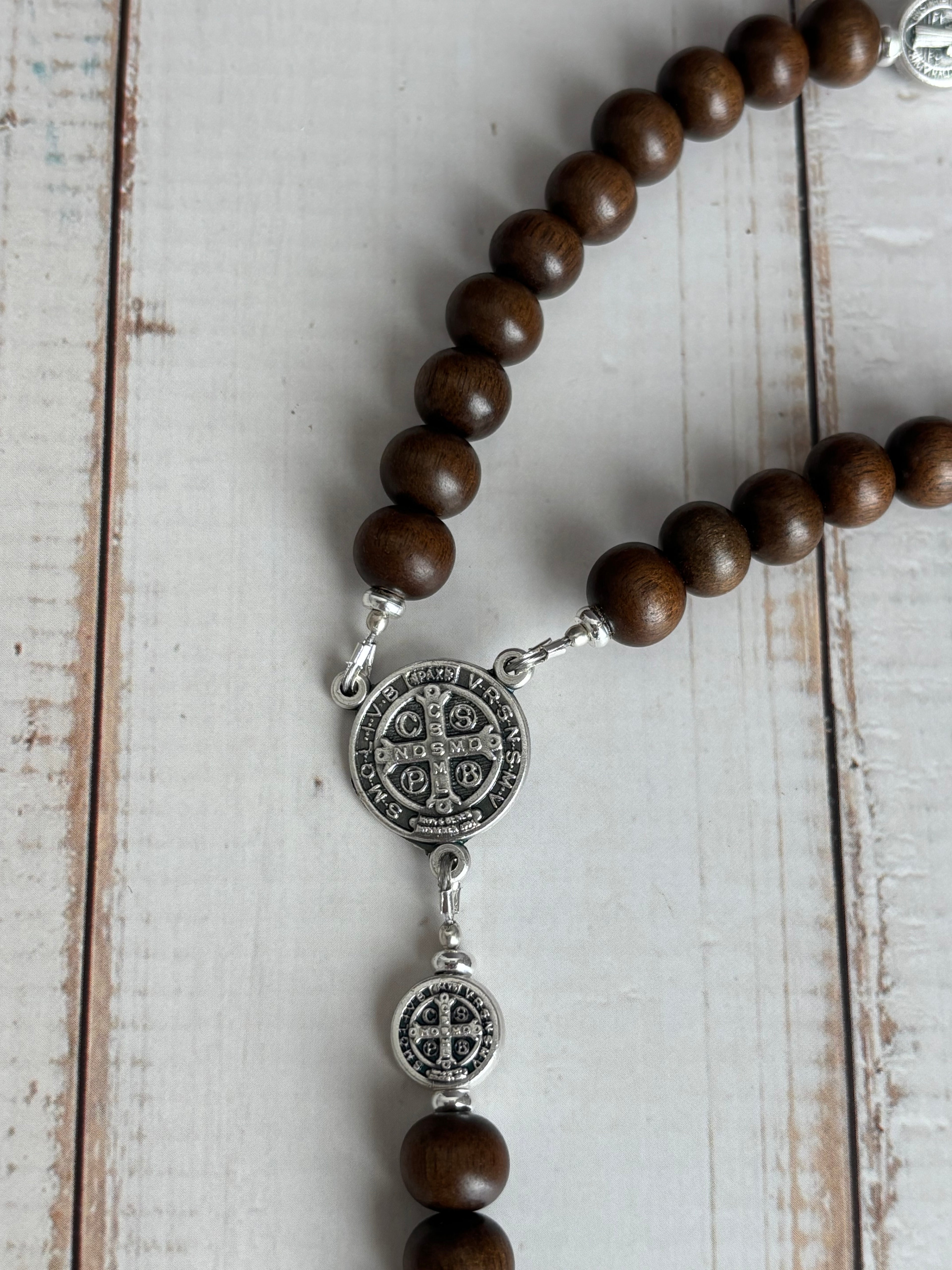 Crux Sacra - Saint Benedict Rosary