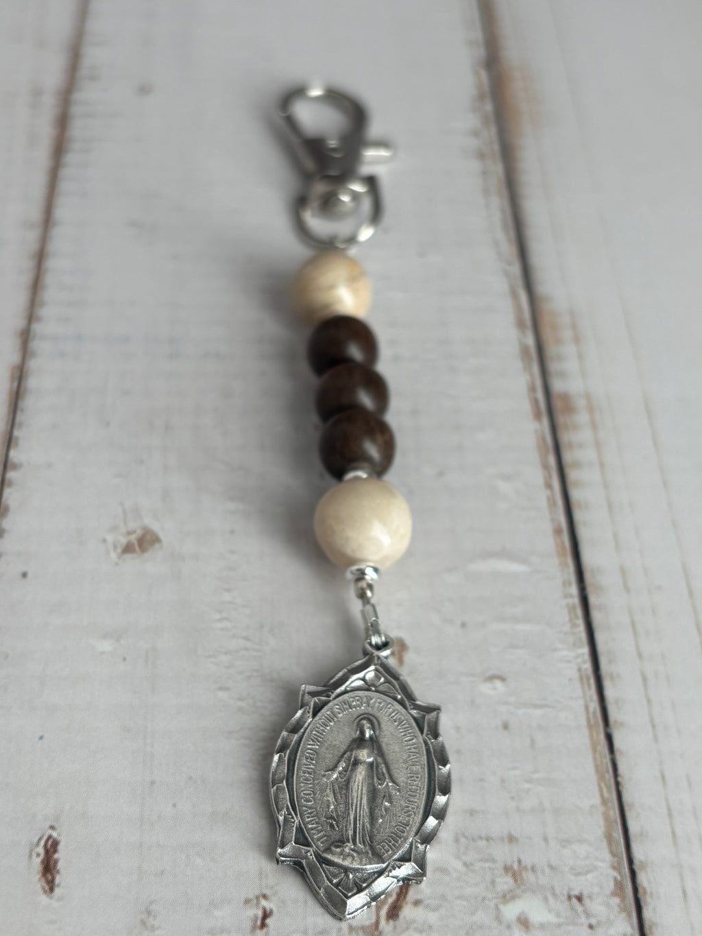 Silent Guardian - Keychain
